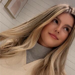 Meet your Posher, Nicole